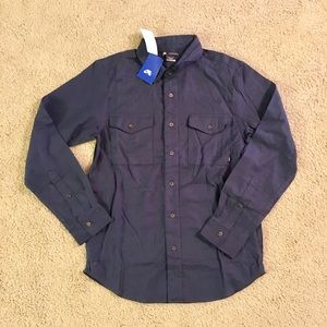 Nike SB Button Down Shirt in Navy